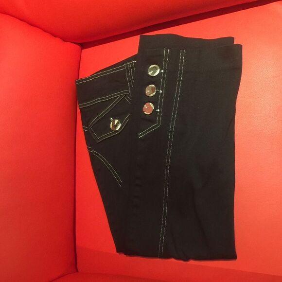 Cache Capri - Picture 7 of 8